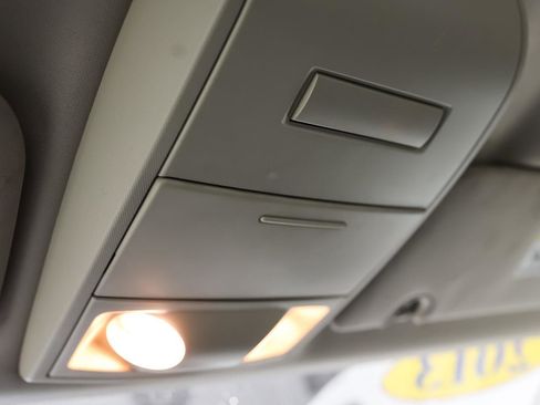 Used 2013 Dodge Grand Caravan American Value Package image 15