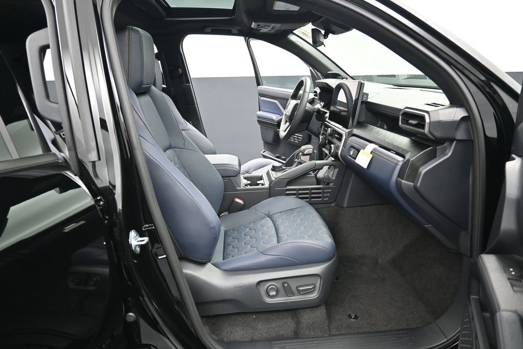 Certified 2026 Toyota 4Runner Platinum AWD/4WD image 38