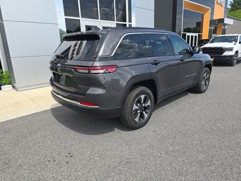 Used 2024 Jeep Grand Cherokee Limited 4xe image 6