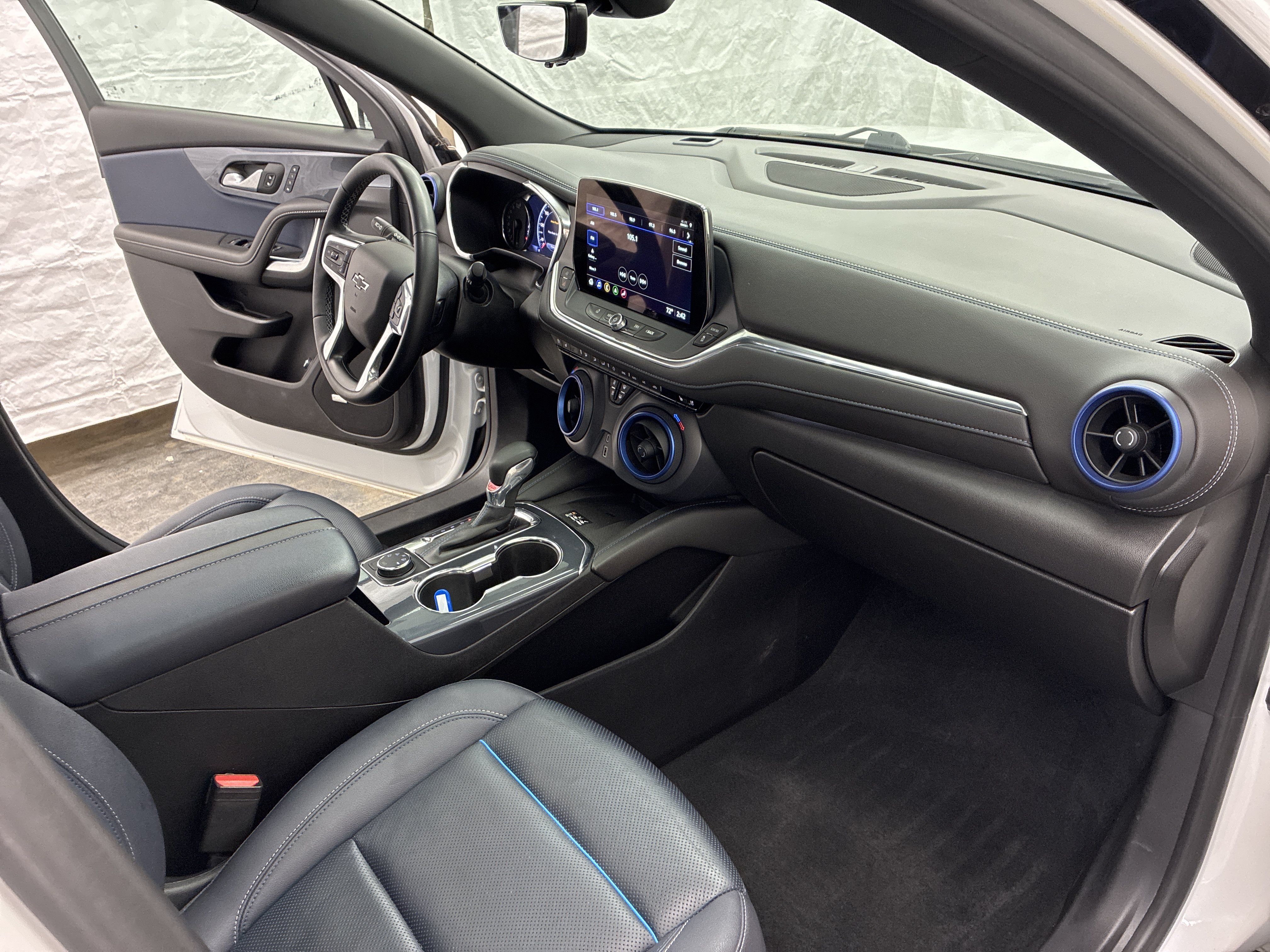 Used 2023 Chevrolet Blazer RS w/ Driver Confidence II Package AWD/4WD image 15