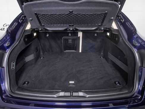 Used 2017 Maserati Levante S AWD/4WD image 8