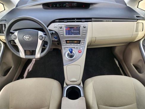 Used 2013 Toyota Prius Two image 10