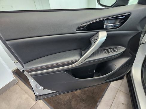 Used 2019 Mitsubishi Eclipse Cross SE image 16
