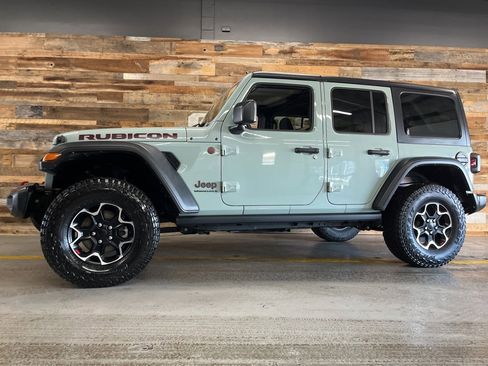 Used 2023 Jeep Wrangler Unlimited Rubicon w/ Dual Top Group image 17