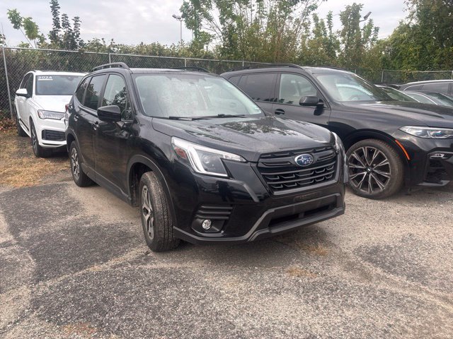 Used 2024 Subaru Forester Premium AWD/4WD image 11