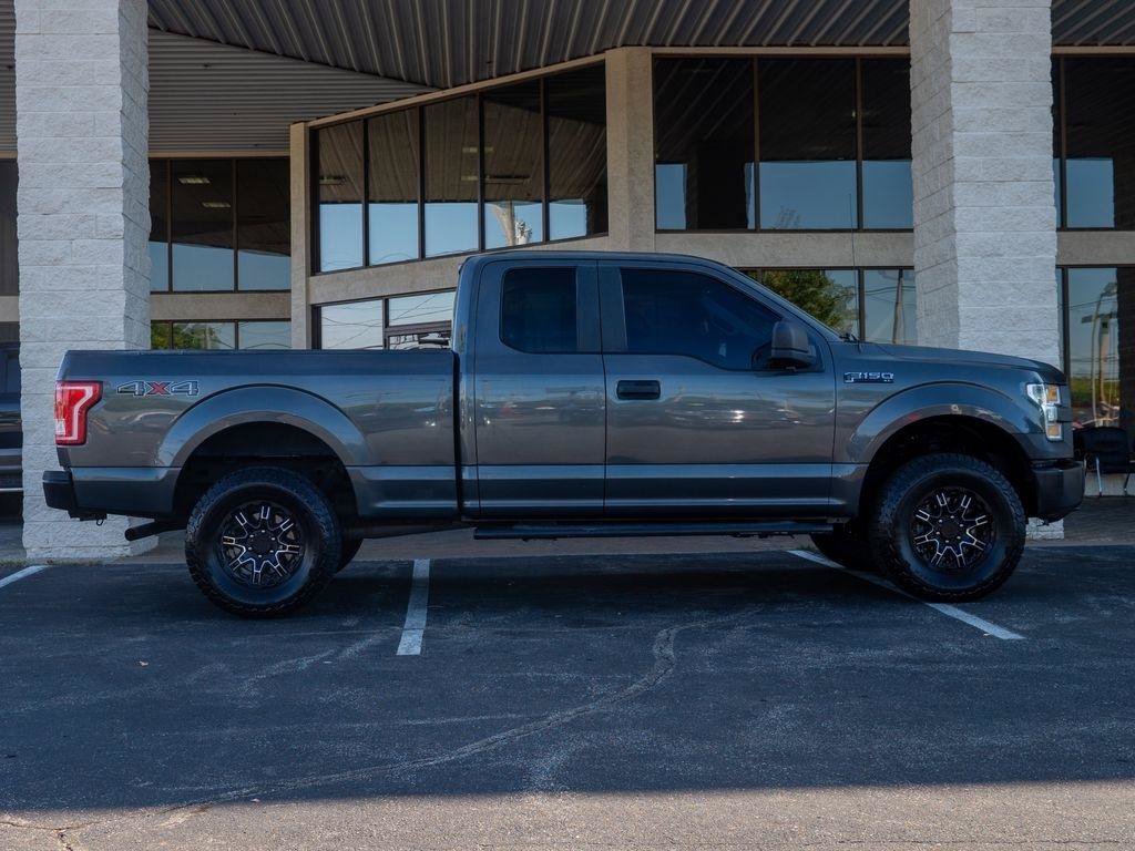 Used 2017 Ford F150 XL w/ Equipment Group 101A Mid AWD/4WD image 2