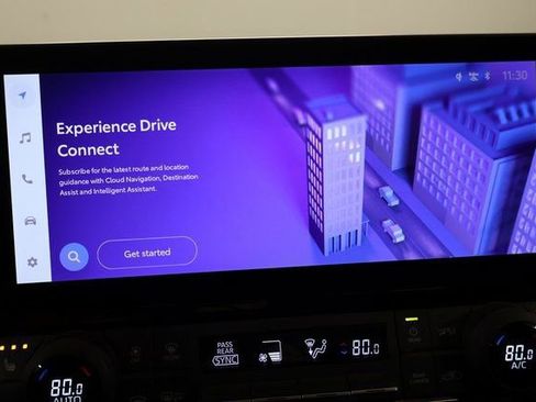 Used 2025 Toyota Grand Highlander AWD image 24