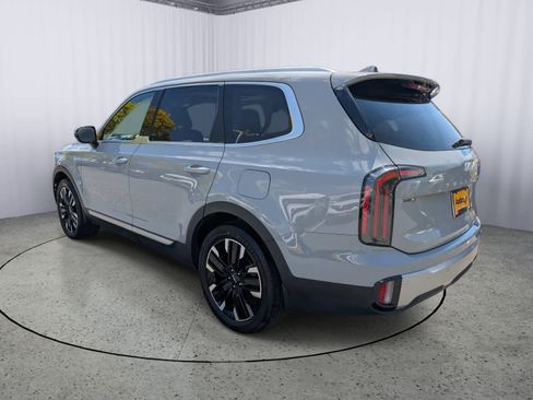 Used 2023 Kia Telluride SX AWD/4WD image 4