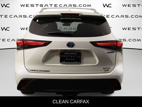 Used 2021 Toyota Highlander XLE image 4