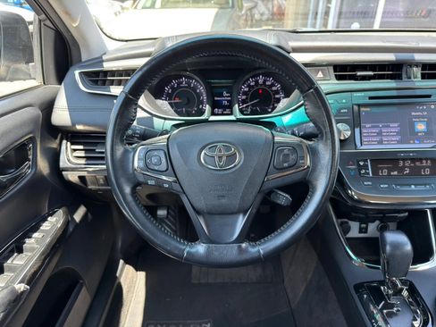 Used 2016 Toyota Avalon XLE FWD image 23