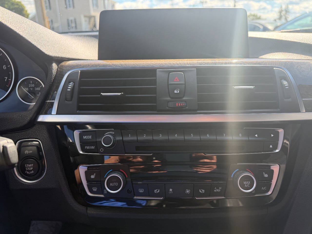 Used 2016 BMW 328i xDrive Wagon AWD/4WD image 35