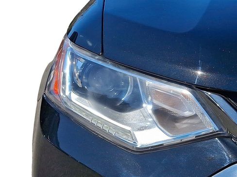 Used 2019 Chevrolet Traverse RS AWD/4WD image 10