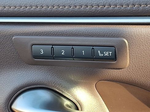 Used 2019 Lexus ES 350 image 25