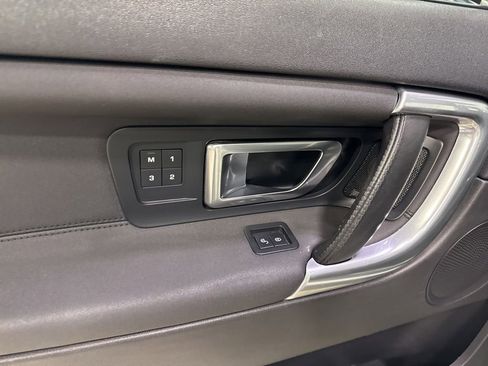 Used 2015 Land Rover Discovery Sport HSE AWD/4WD image 27