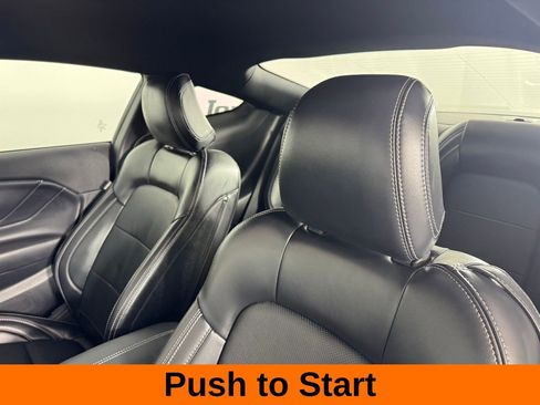 Used 2025 Ford Mustang GT Premium image 9