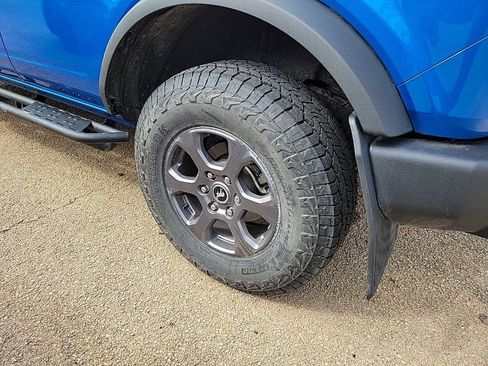 Used 2023 Ford Bronco Big Bend image 4