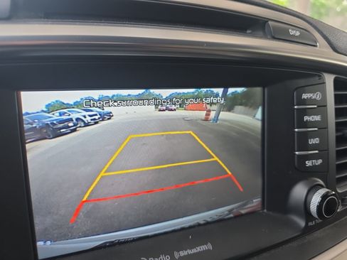 Used 2017 Kia Sorento EX w/ EX Premium Package FWD image 13