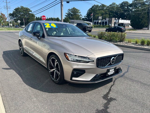 Certified 2024 Volvo S60 B5 Core w/ Climate Package FWD image 6