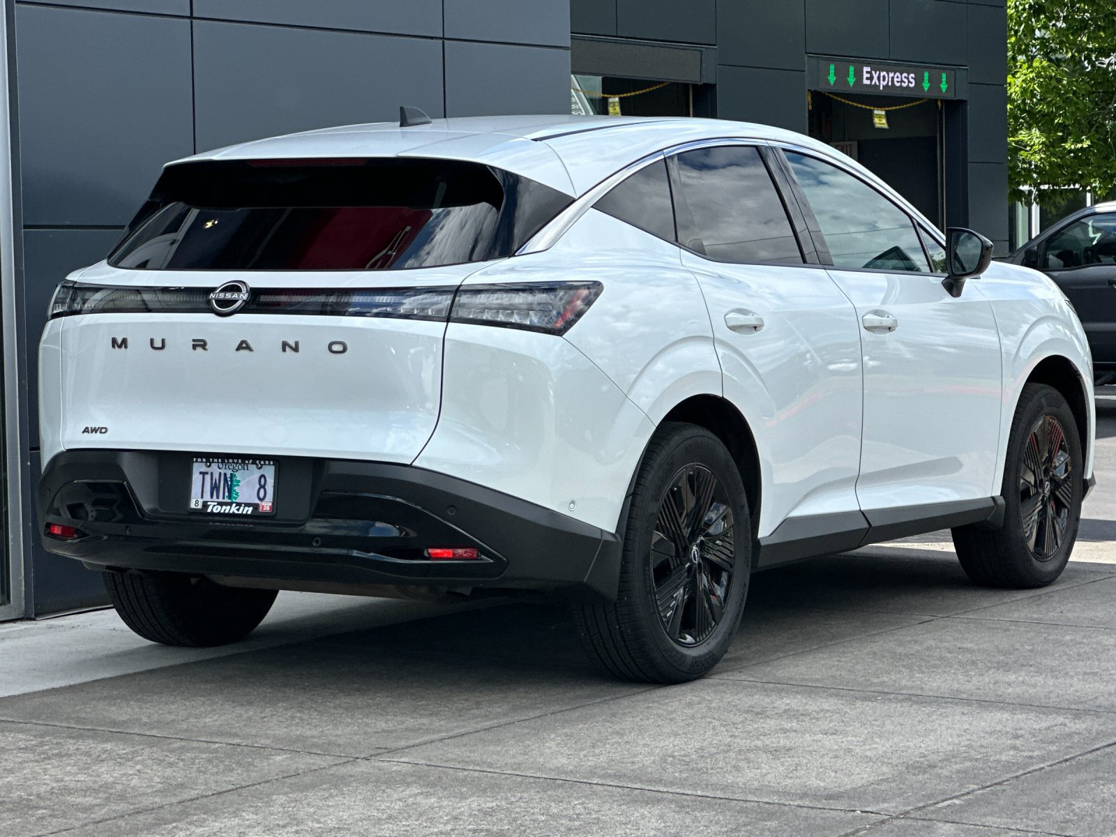 Used 2025 Nissan Murano SV AWD/4WD image 4