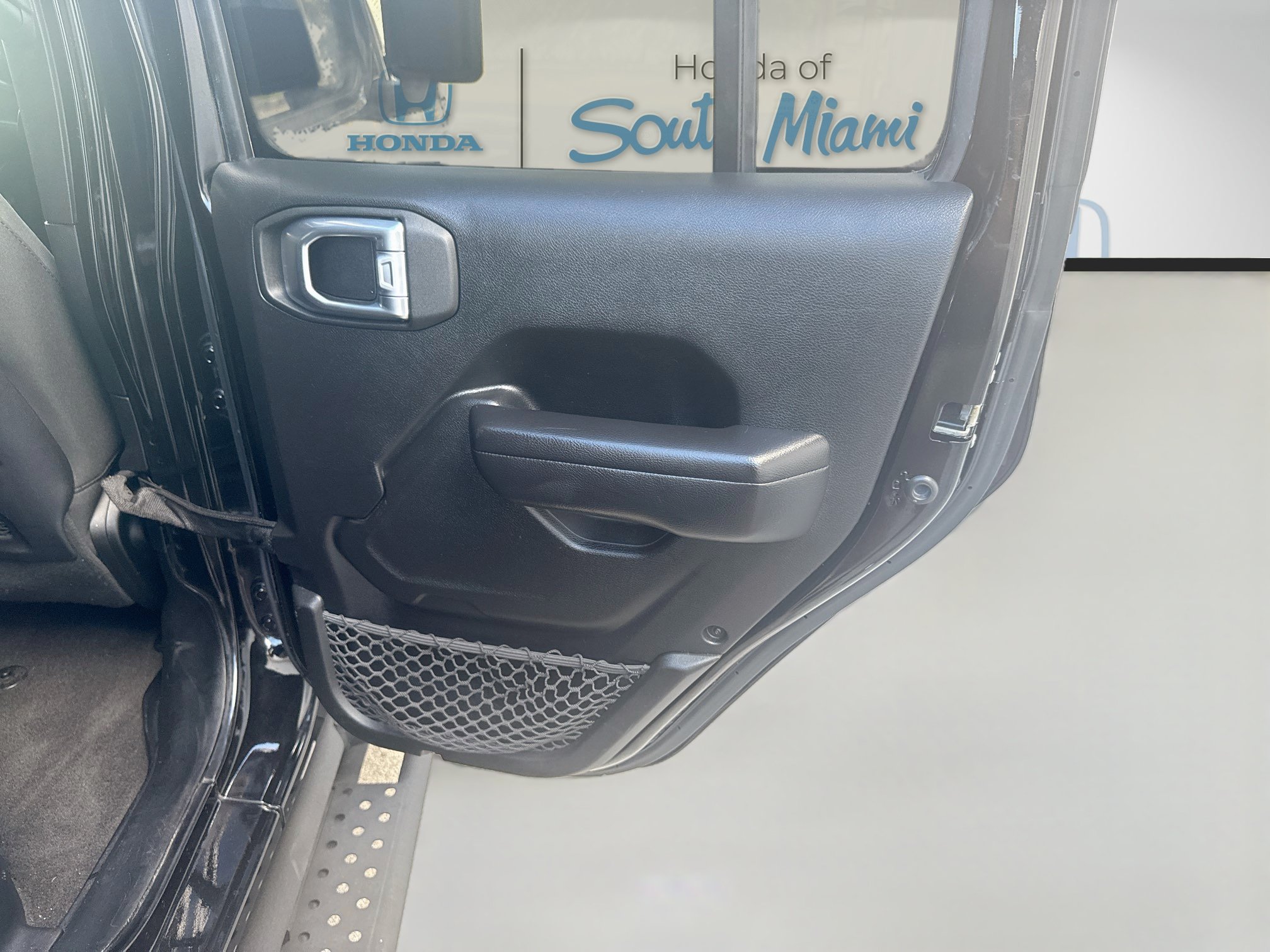 Used 2021 Jeep Wrangler Unlimited Rubicon 4xe w/ Steel Bumper Group AWD/4WD image 31