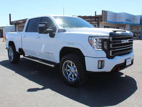 Used 2021 GMC Sierra 2500 AT4 AWD/4WD image 1