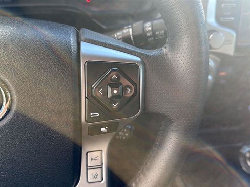 Used 2023 Toyota 4Runner SR5 AWD/4WD image 11