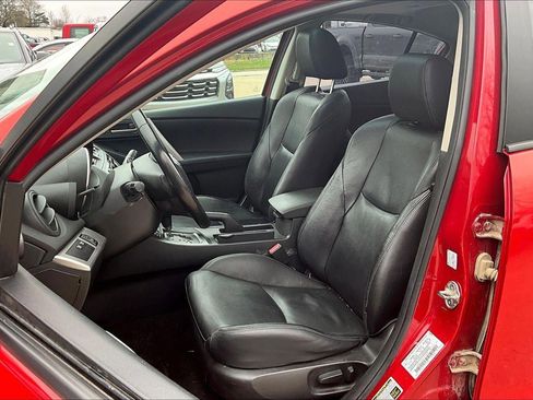 Used 2013 MAZDA MAZDA3 i Grand Touring image 18
