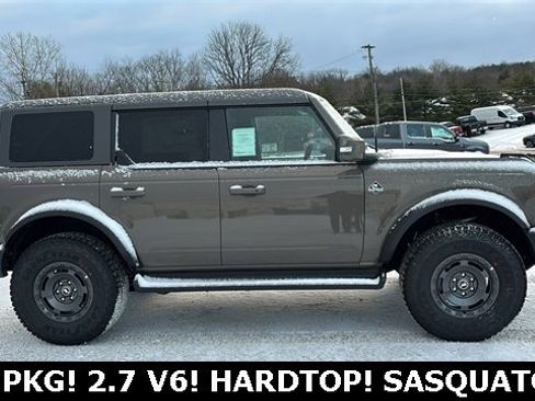 New 2025 Ford Bronco Outer Banks w/ Sasquatch Package image 25