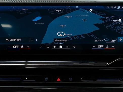 Used 2025 BMW 530i xDrive image 19