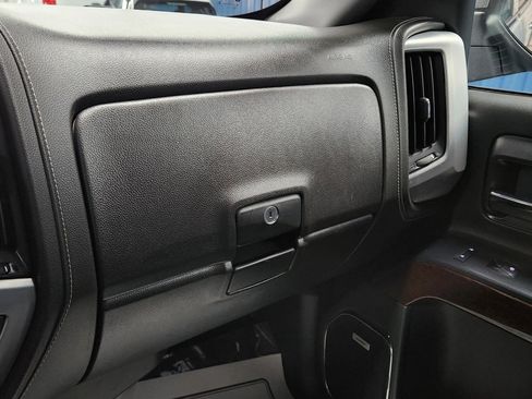 Used 2018 GMC Sierra 1500 SLT image 43