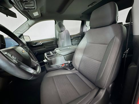 Used 2022 Chevrolet Silverado 1500 LT image 13