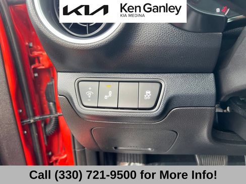 Certified 2023 Kia Forte LXS w/ LXS Technology Package FWD image 27