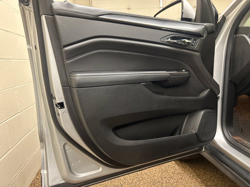 Used 2016 Cadillac SRX FWD image 15