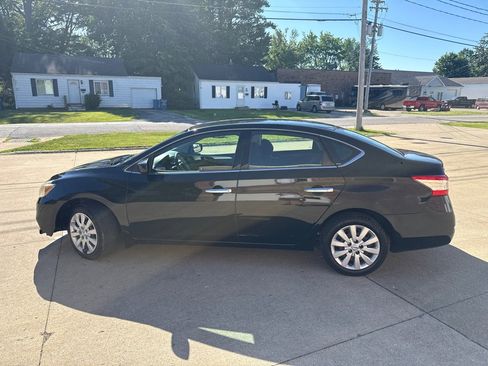 Used 2016 Nissan Sentra S FWD image 5