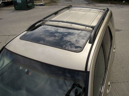 Used 2004 Toyota Sequoia SR5 AWD/4WD image 15