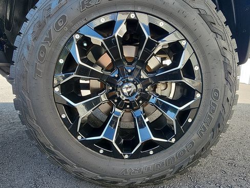 Used 2020 RAM 1500 Big Horn AWD/4WD image 9