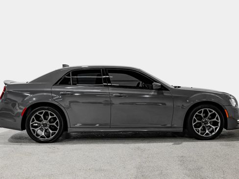 Used 2017 Chrysler 300 S w/ S Model Appearance Package RWD image 5