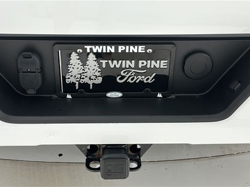 Used 2024 GMC Sierra 1500 Elevation w/ Preferred Package AWD/4WD image 10