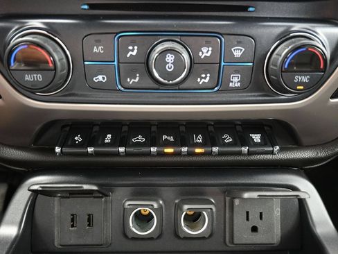 Used 2019 GMC Sierra 3500 Denali w/ Duramax Plus Package AWD/4WD image 12