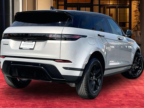 Used 2025 Land Rover Range Rover Evoque S image 11