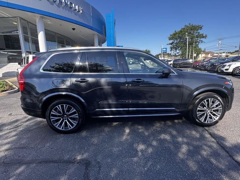 Used 2022 Volvo XC90 T5 Momentum w/ Climate Package AWD/4WD image 7