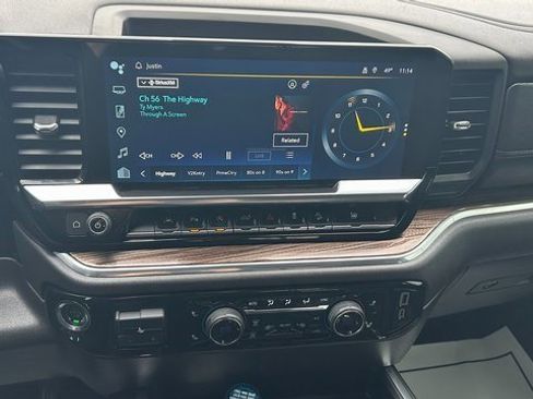 Certified 2024 Chevrolet Silverado 1500 LT Trail Boss w/ Convenience Package II image 18