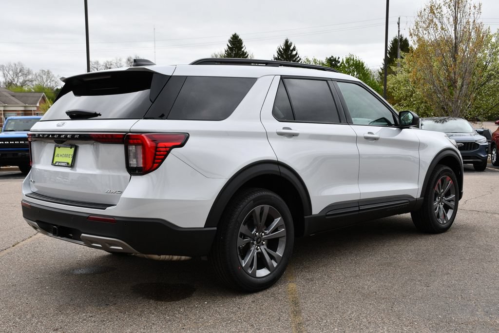 Used 2026 Ford Explorer Active w/ Active Comfort Package AWD/4WD image 6