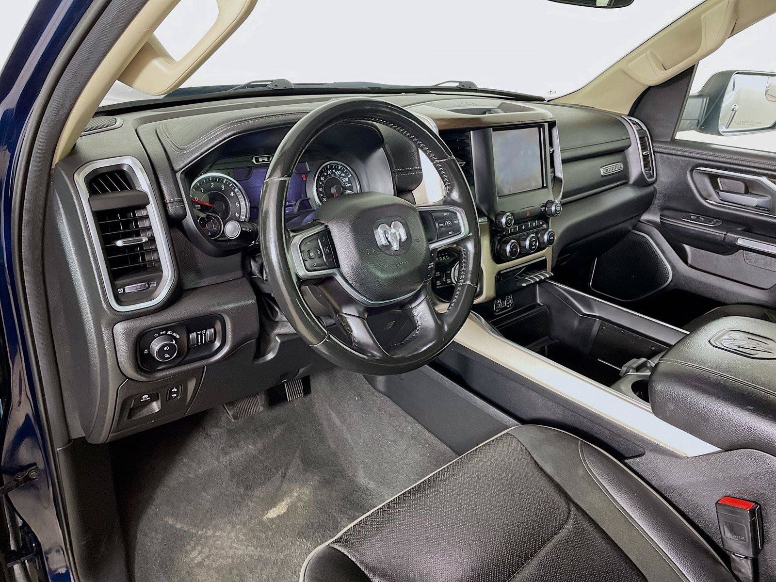 Used 2021 RAM 1500 Laramie AWD/4WD image 9