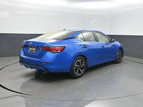 Used 2024 Nissan Sentra SV FWD image 31