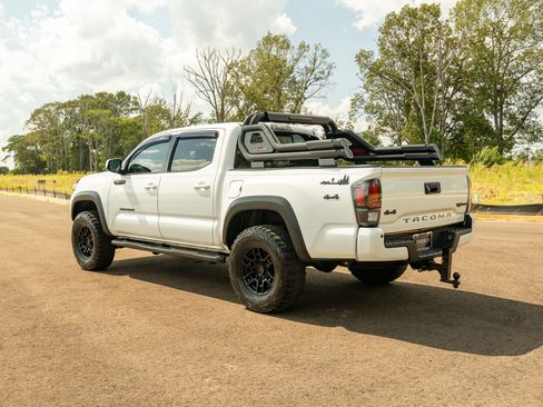 Used 2020 Toyota Tacoma TRD Pro AWD/4WD image 8