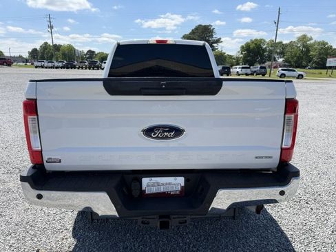 Used 2017 Ford F250 XLT w/ XLT Value Package AWD/4WD image 2
