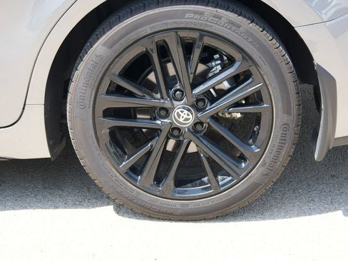 Used 2026 Toyota Camry SE w/ Convenience Package FWD image 9