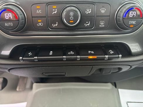 Used 2018 Chevrolet Silverado 1500 LTZ Z71 w/ LTZ Plus Package AWD/4WD image 20