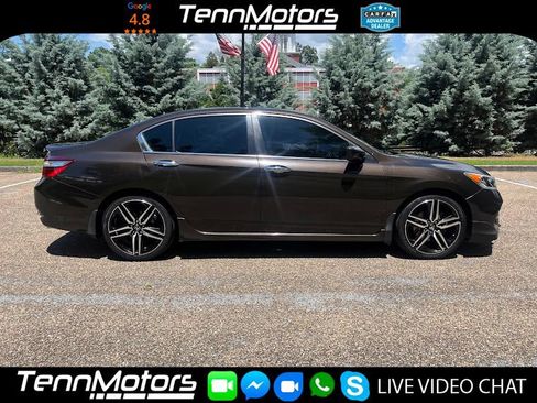 Used 2016 Honda Accord Sport image 2